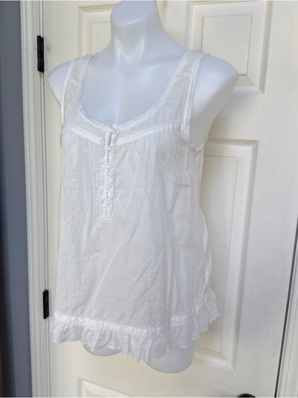 American Eagle Y2K Babydoll Blouse Tank Top Tiered Ruffle Boho Buttons Ivory 6 S
